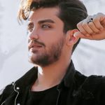 اهنگ با من کنار بیا نرو هرچی بشه پای خودم