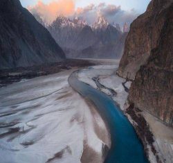 اهنگ شجریان با صدای بیلی ایلیش